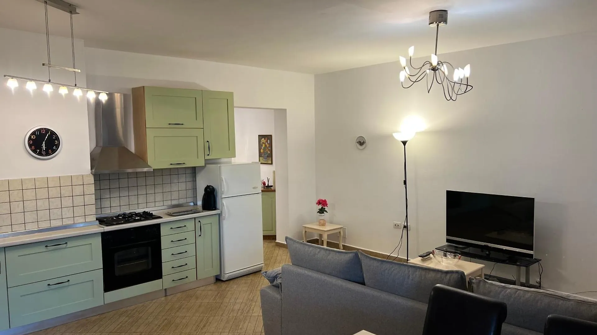 Elin'S View Stylish Central Apartment With Panoramic Terrace Tirana